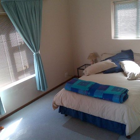 Gansbaai Lodge & Backpackers Екстериор снимка
