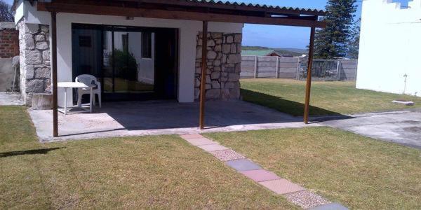 Gansbaai Lodge & Backpackers Екстериор снимка