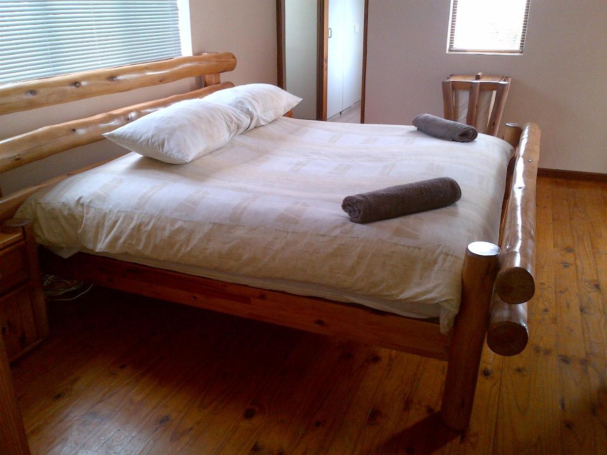 Gansbaai Lodge & Backpackers Екстериор снимка